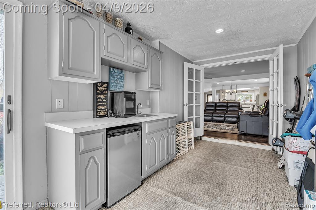 4869 Motorway Drive, Waterford, MI 48328 — Photo 28
