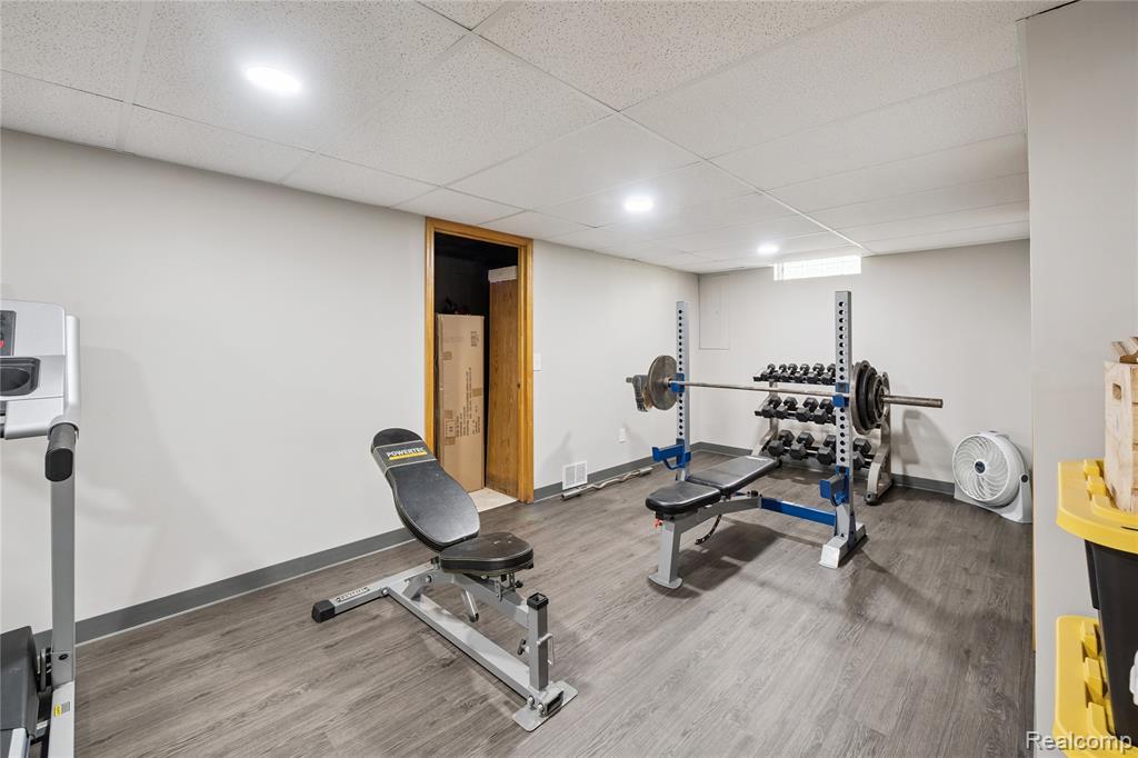 493 Cloverview Lane, Howell, MI 48843 — Photo 38
