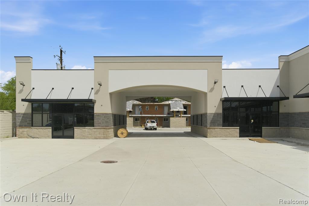 6452 N Telegraph Road, Dearborn Heights, MI 48127 — front exterior