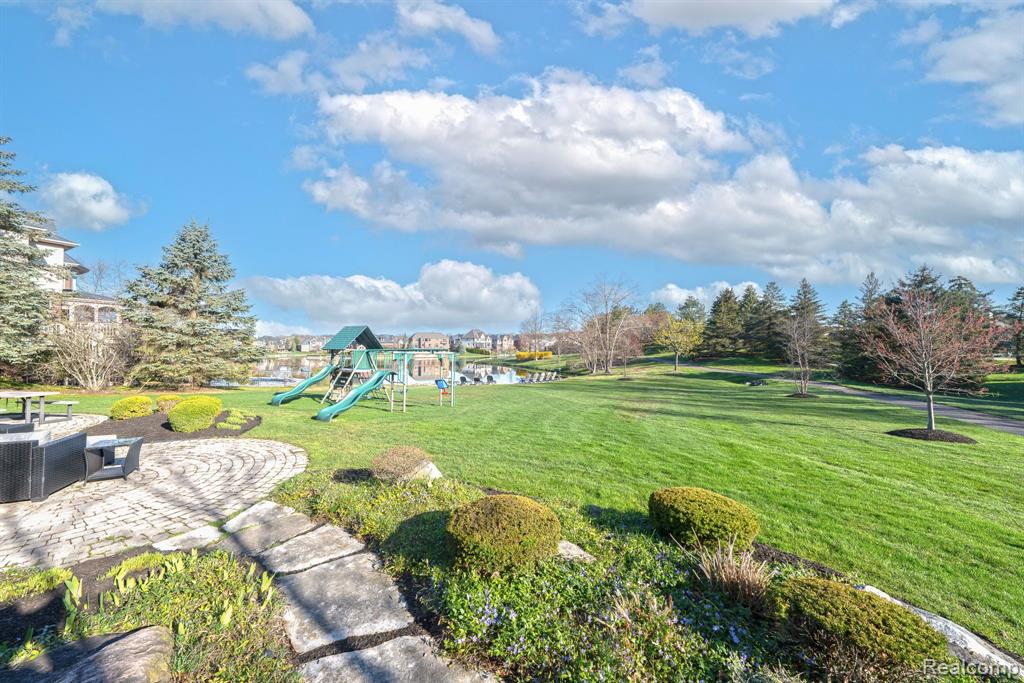 47924 MANORWOOD Drive, Northville, MI 48168 — Photo 6