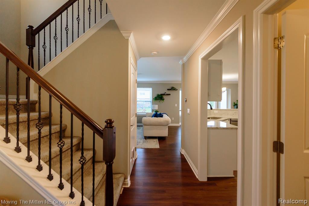 13656 Cambridge Court, Van Buren, MI 48111 — Photo 12