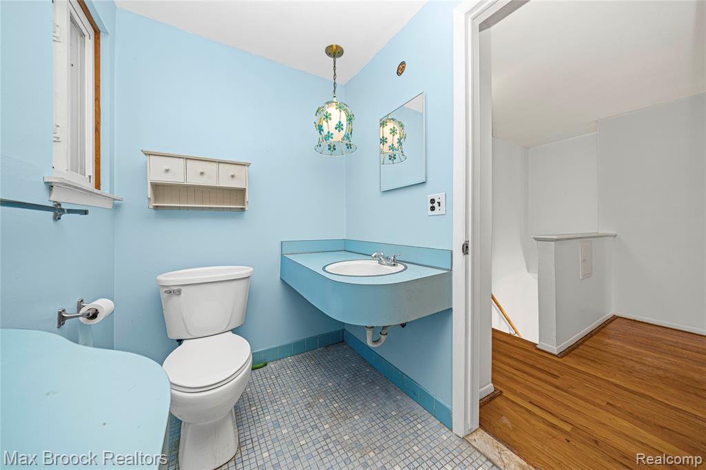 14670 Talbot Street, Oak Park, MI 48237 — Photo 15