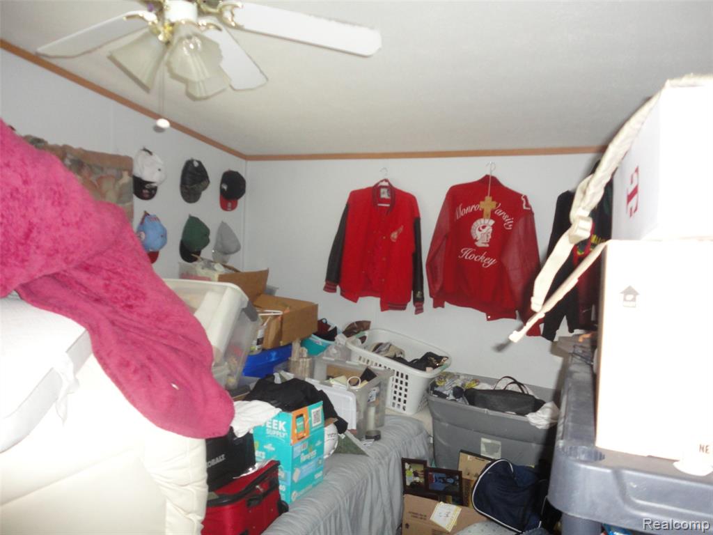 983 Tanners Landing, Monroe, MI 48161 — Photo 15