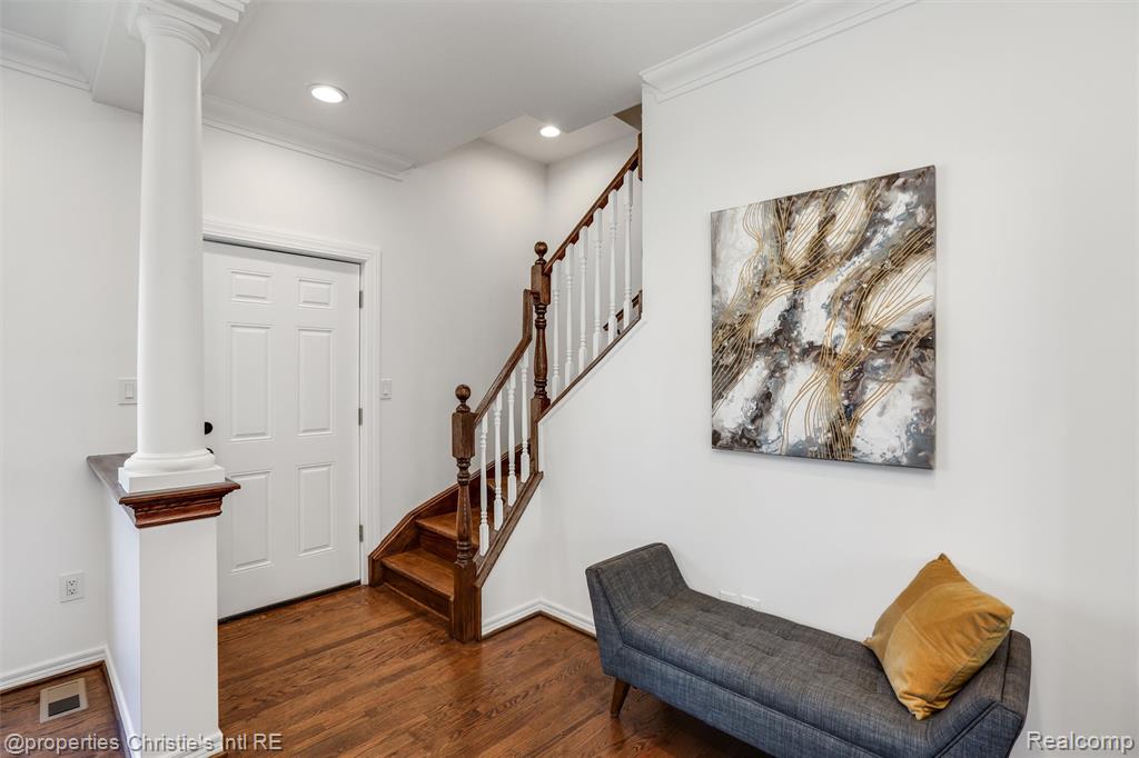 1757 TOWNSEND Street, Detroit, MI 48214 — Photo 3