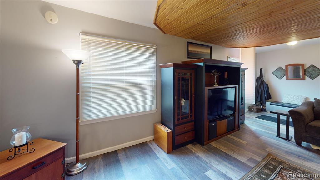 721 S Michigan, Howell, MI 48843 — Photo 9