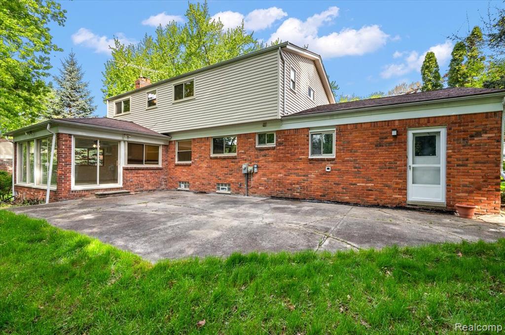 536 Rolling Rock Road S, Bloomfield Hills, MI 48304 — Photo 41