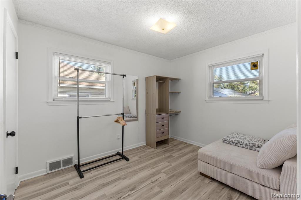 7316 Drexel Street, Dearborn Heights, MI 48127 — Photo 18