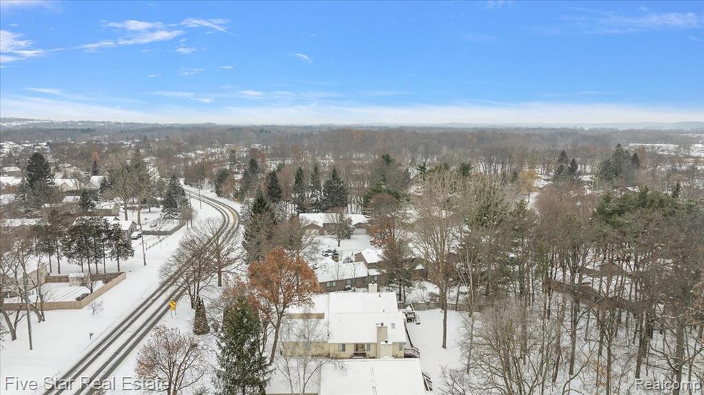 6586 Pontiac Lake Road, 1, Waterford, MI 48327 — Photo 39