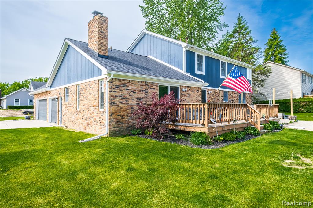 9359 Lochmoor Drive, Davison, MI 48423 — Photo 37
