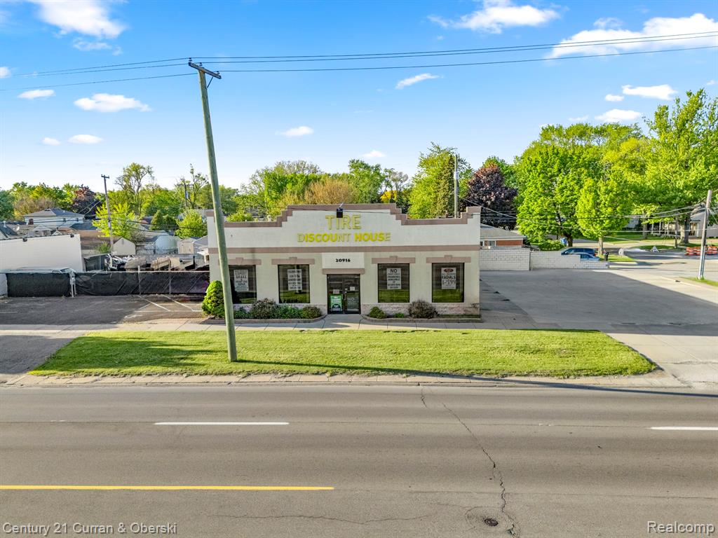 20916 Van Born Road, Dearborn Heights, MI 48125 — Photo 15