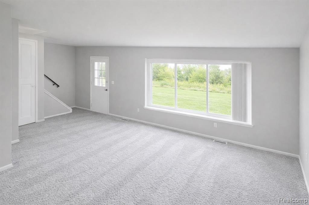 8315 Camelot Court, Mount Morris, MI 48458 — Photo 13