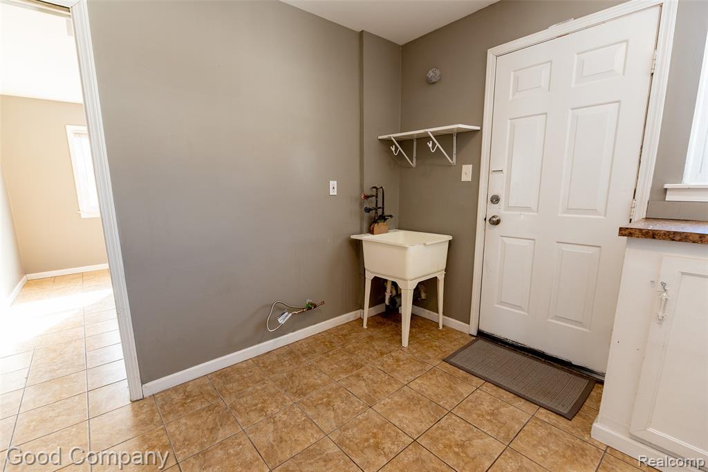 9312 Pine Street, Taylor, MI — Photo 20