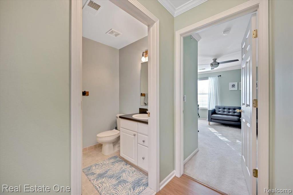 15201 ADRI Circle, Walled Lake, MI 48390 — Photo 17