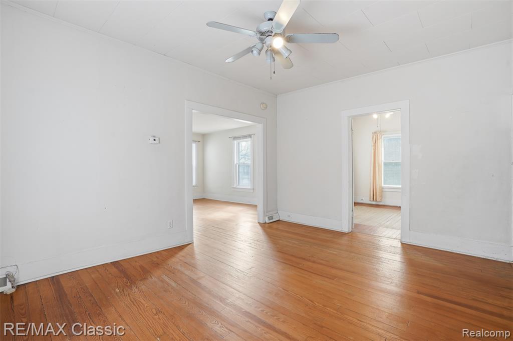 226 Franklin Street, Milford, MI 48381 — Photo 9