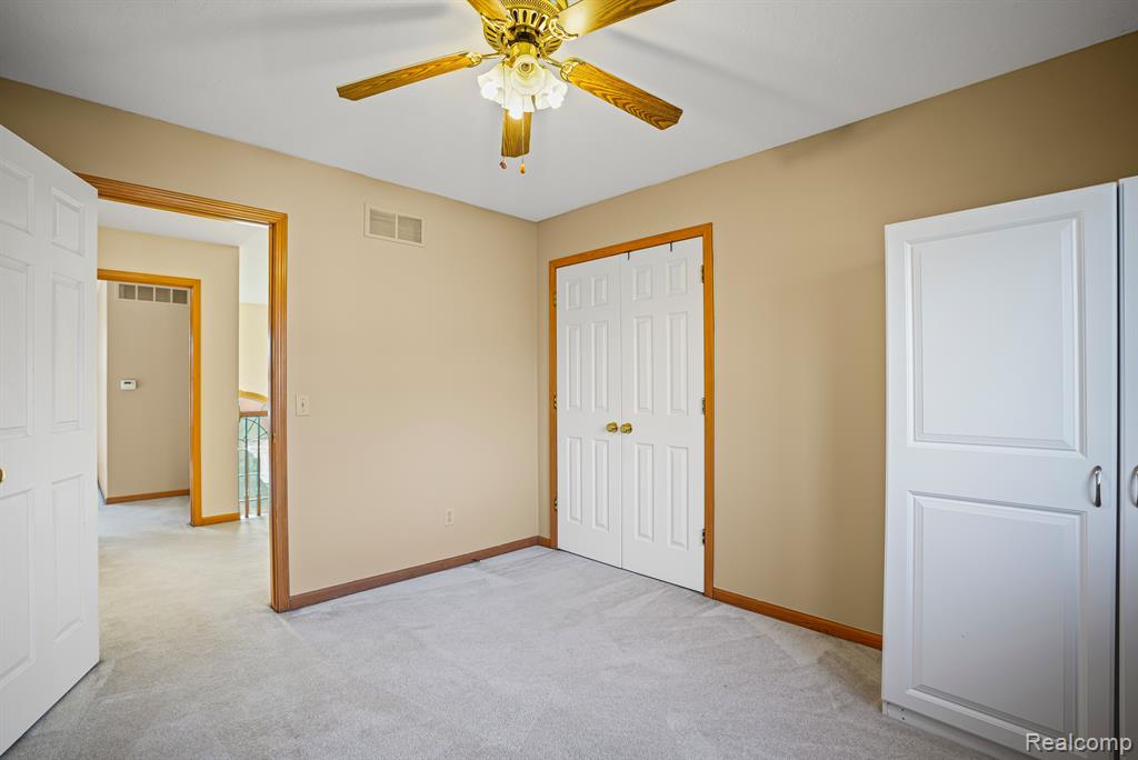 564 CHASSEUR Drive, Grand Blanc, MI 48439 — Photo 39