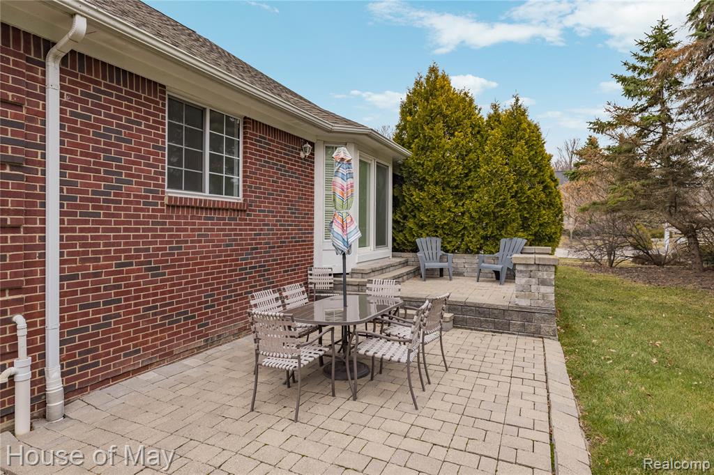 35260 Bradford Drive, New Baltimore, MI 48047 — Photo 32