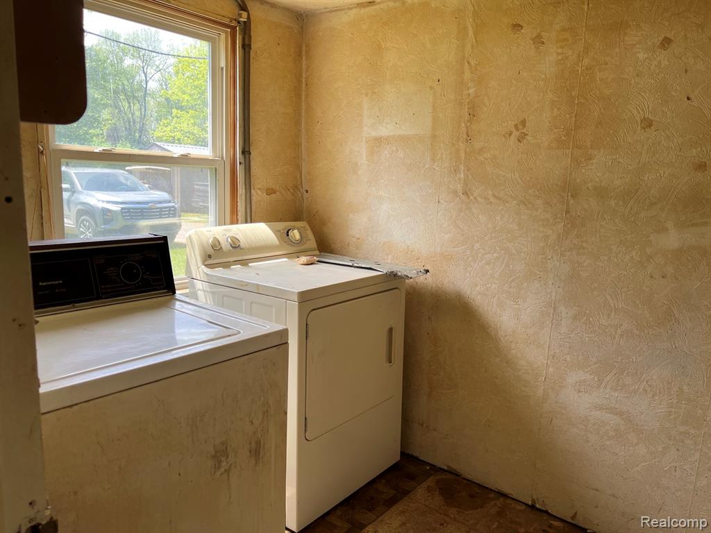 180 Fonda Drive, Columbiaville, MI 48421 — Photo 9