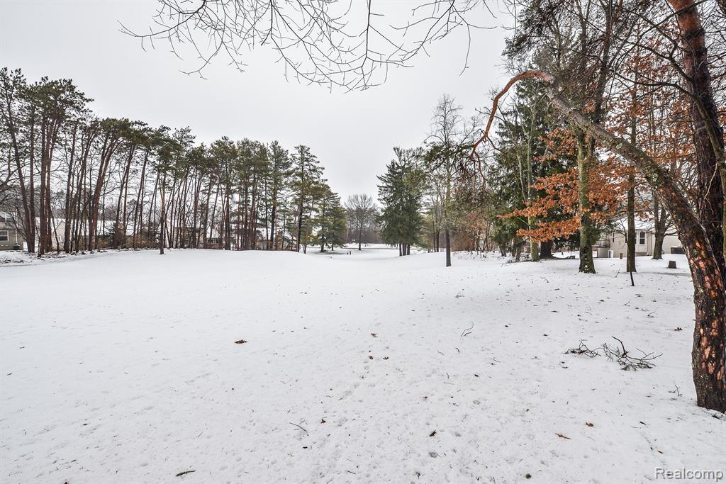 2578 SIGNATURE Circle, Pinckney, MI 48169 — Photo 45