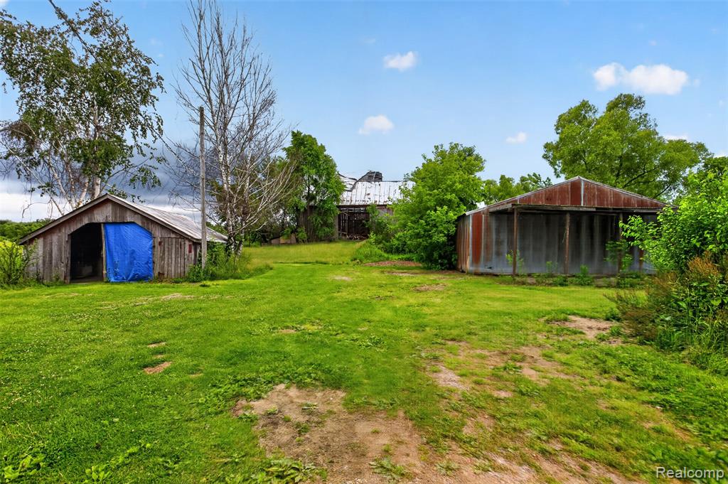 6007 Leix Road, Mayville Vlg, MI 48744 — Photo 32