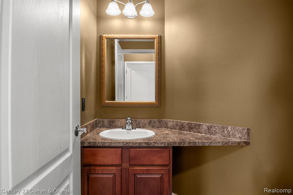 44650 HEATHER Lane, Canton, MI 48187 — Photo 22