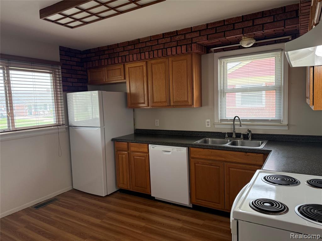 18530 Matthews Street, Riverview, MI 48193 — Photo 3
