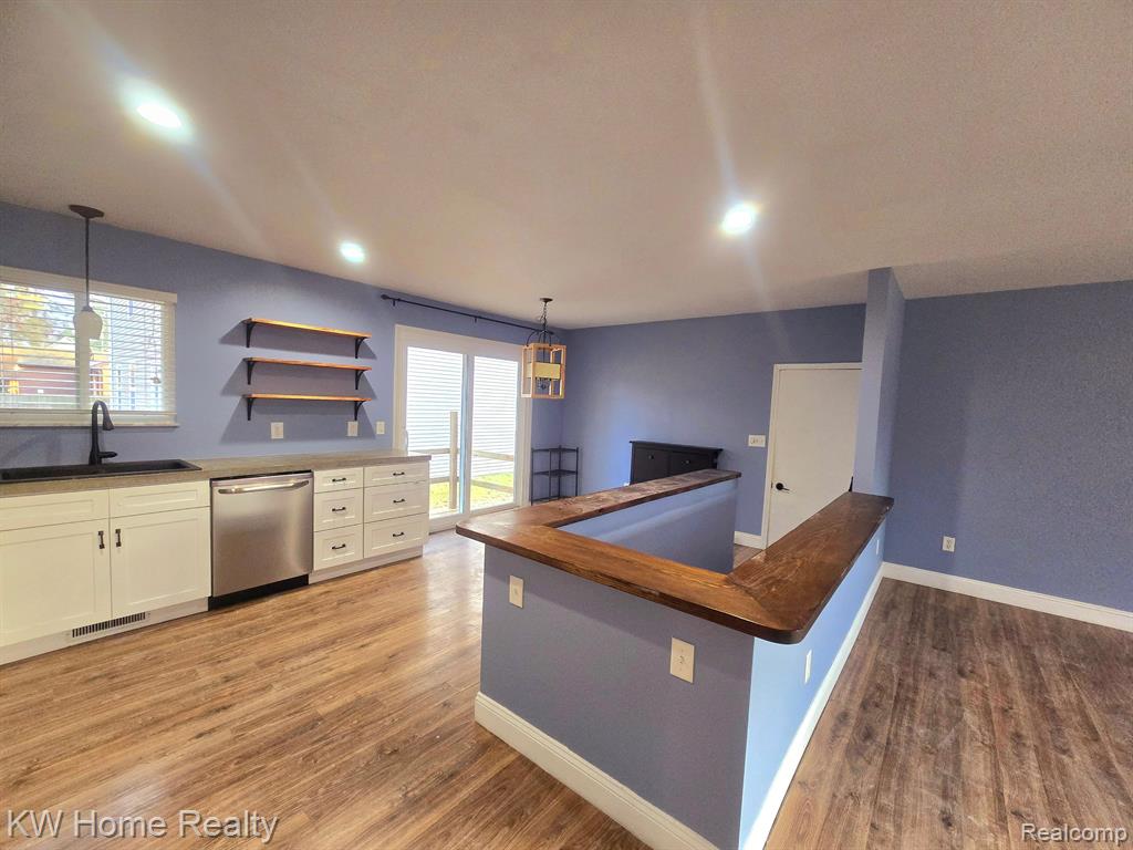 400 CLARENDON Street, Ann Arbor, MI 48103 — Photo 9