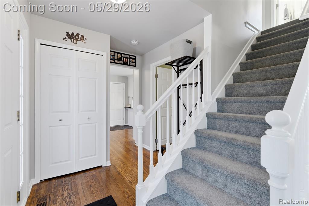 60491 Lamplighter Drive, New Hudson, MI 48165 — Photo 5