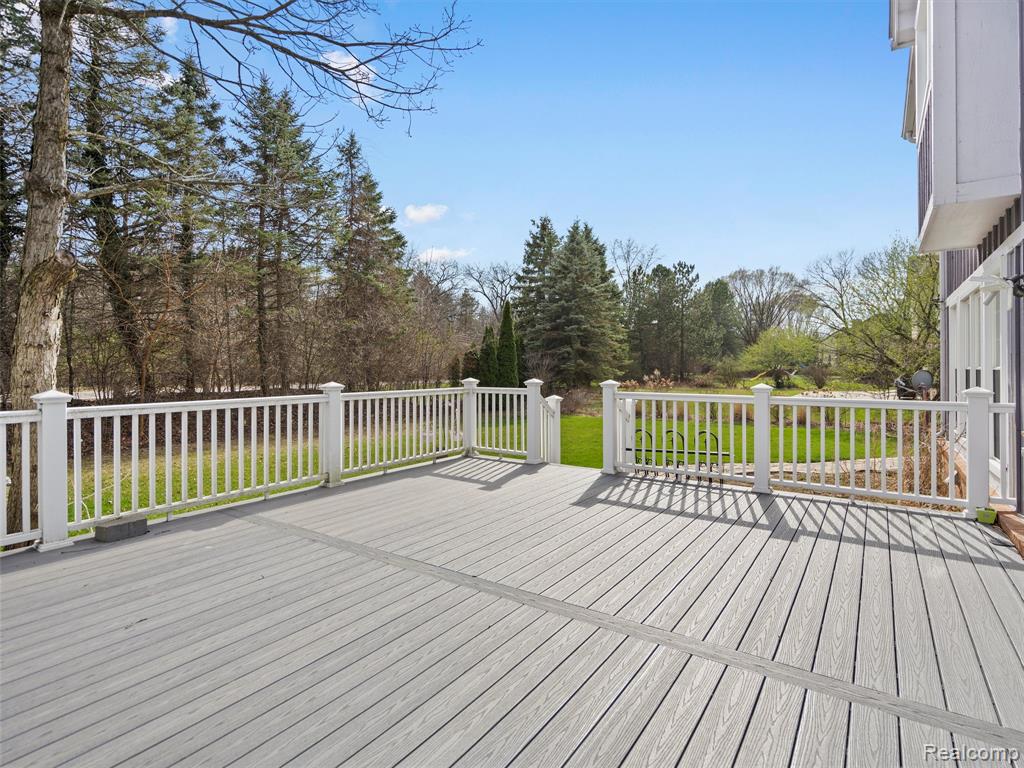 7359 Water Oaks, West Bloomfield, MI 48324 — Photo 10
