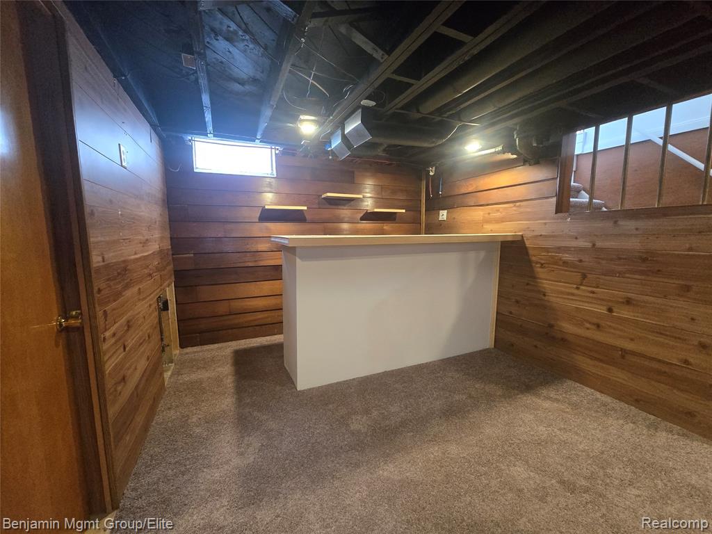 9560 Dixie, Redford, MI 48239 — Photo 13
