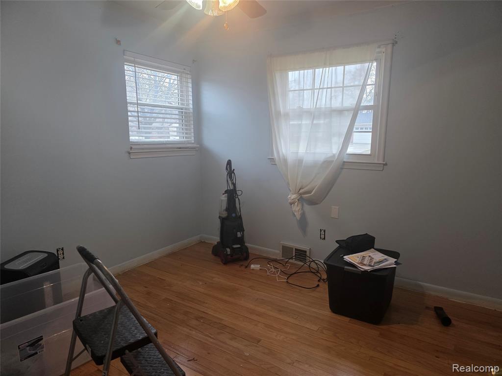 1842 Lathers Street, Garden City, MI — Photo 9
