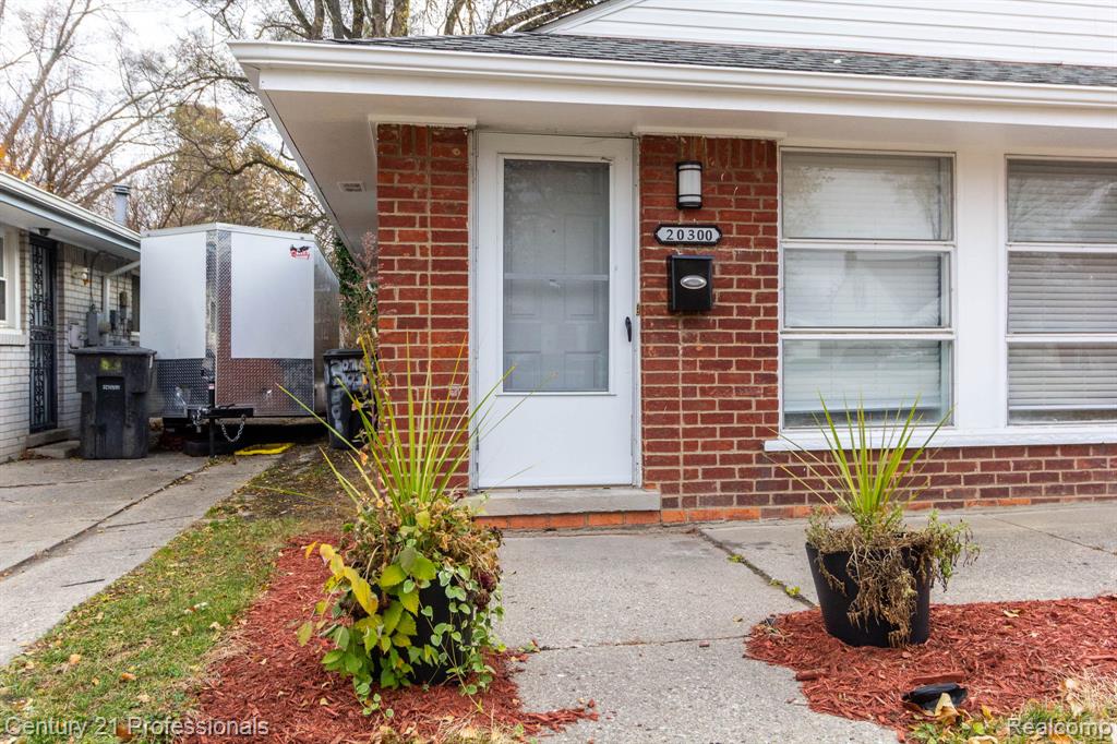 20300 Chapel Street, Detroit, MI 48219 — Photo 5