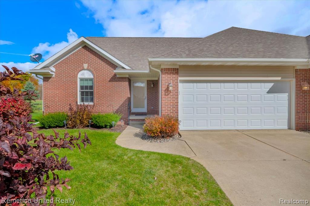 13303 Spruce Court, Linden, MI 48451 — Photo 2