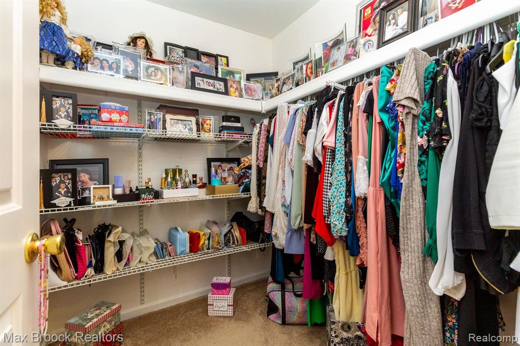 50592 MURRAY Drive, Macomb, MI 48044 — Photo 18