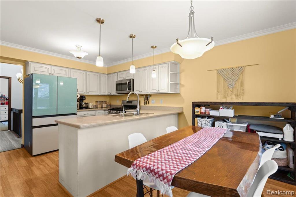 6523 BLUE SPRUCE, West Bloomfield, MI 48324 — Photo 8