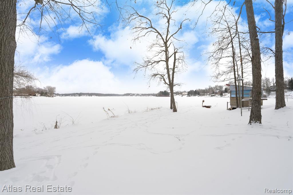 10128 Dar Lane, Goodrich Vlg, MI — Photo 14