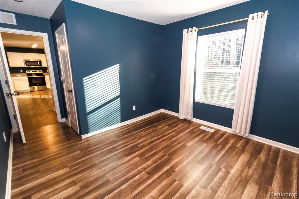 1466 Luxington Drive, Lapeer, MI 48446 — Photo 13