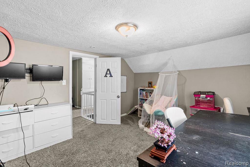 102 Elm Street, Durand, MI 48429 — Photo 25