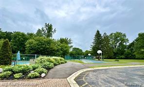 7565 Embassy Drive, Canton, MI 48187 — Photo 57