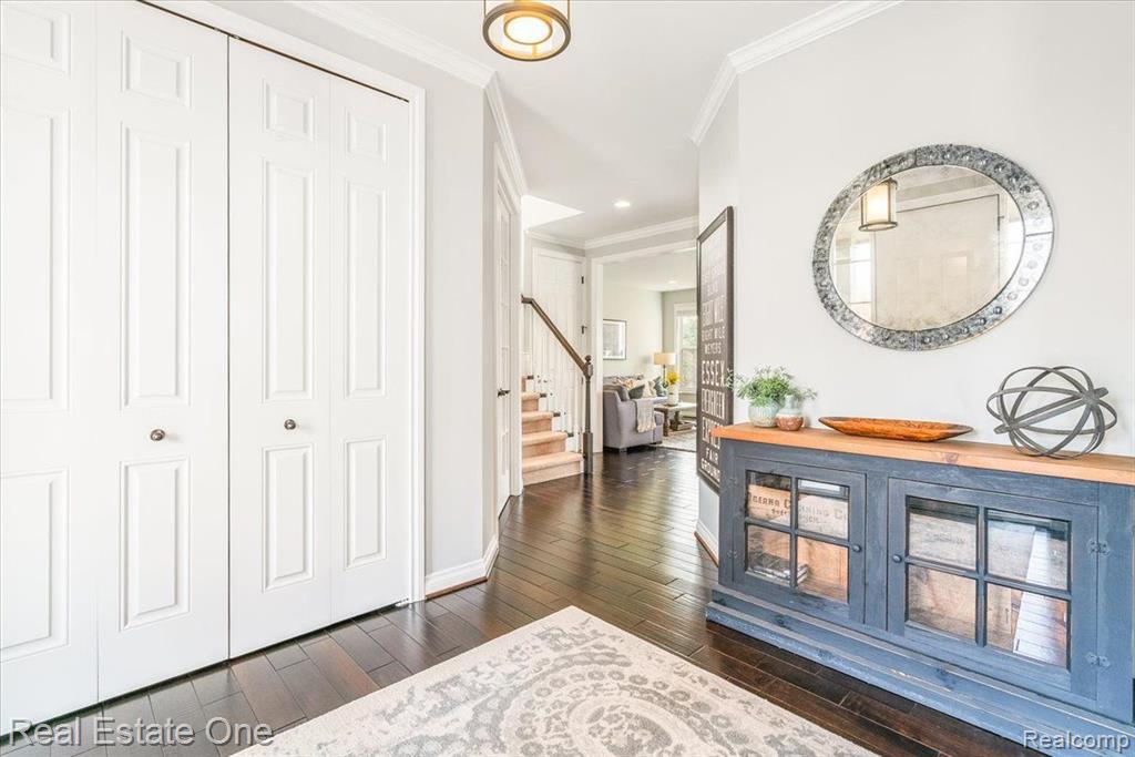 48025 E OXFORD Court, Canton, MI 48187 — Photo 25