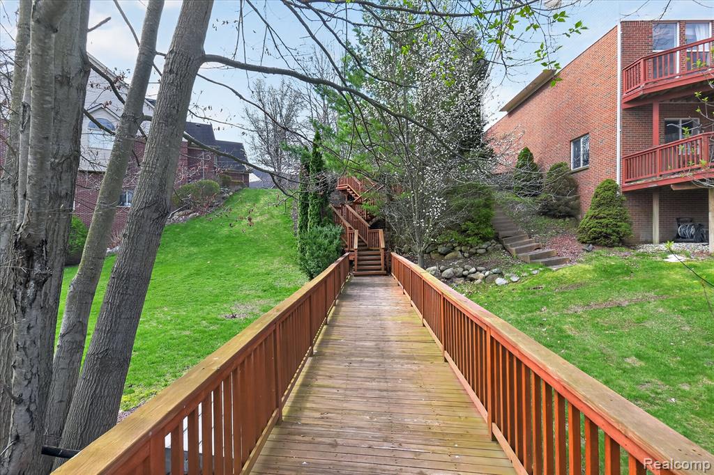 3226 Estate View Court, Commerce Twp, MI 48382 — Photo 59