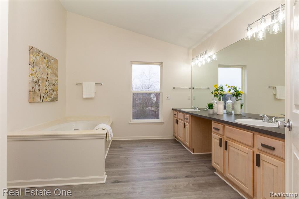 3281 NIAGARA Avenue, Canton, MI 48188 — Photo 30
