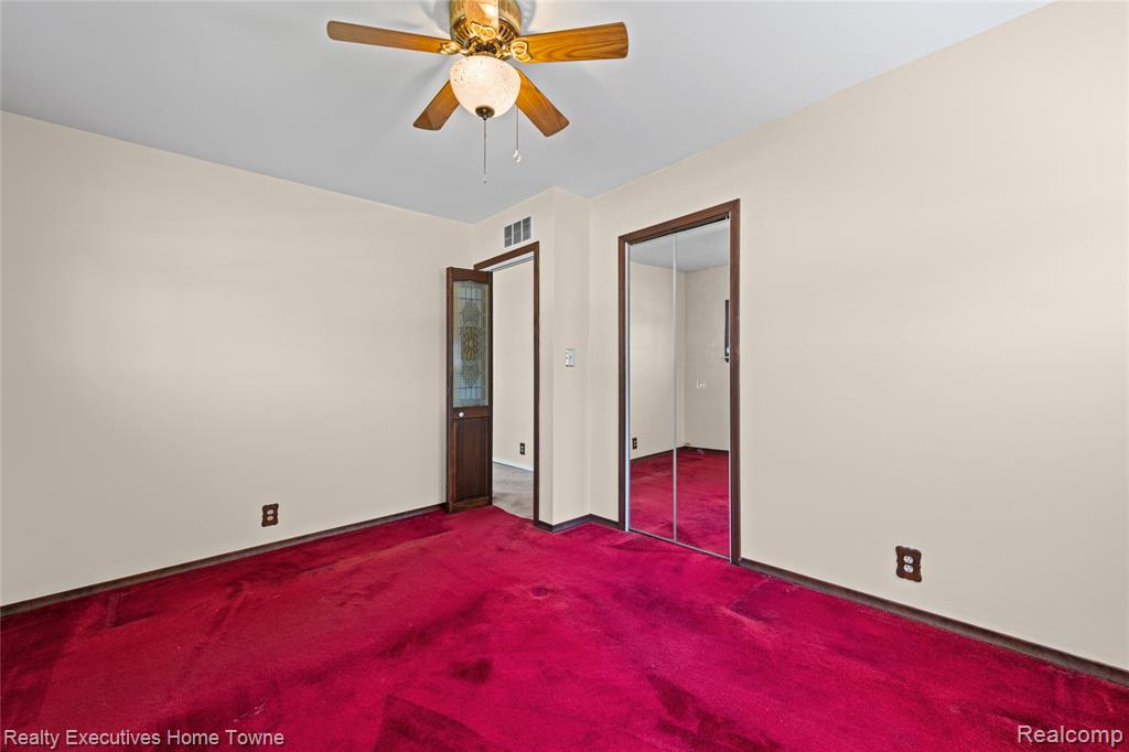 25520 Miracle Drive, Madison Heights, MI 48071 — Photo 16