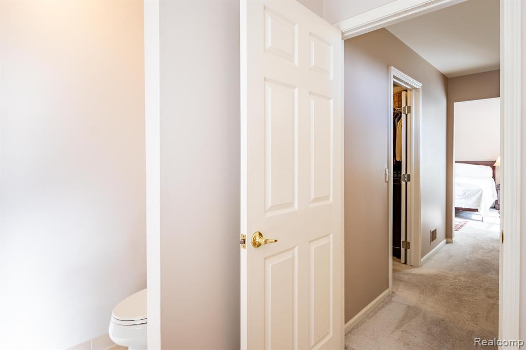 7059 YARMOUTH Drive, West Bloomfield, MI — Photo 38