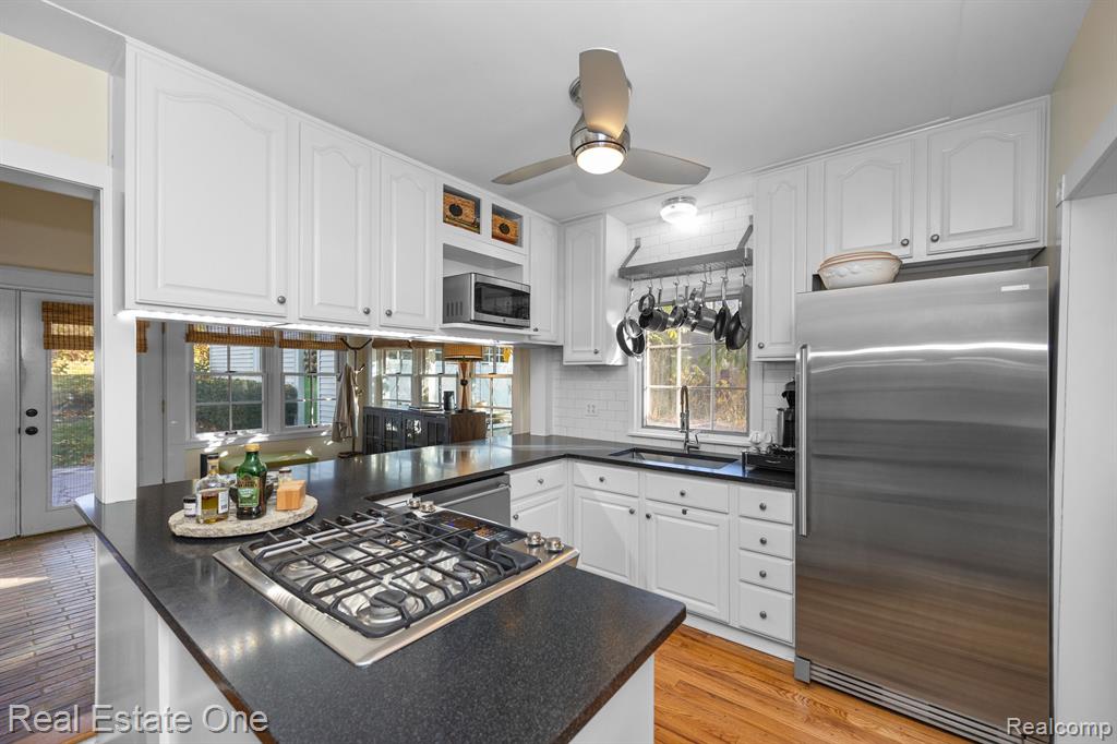 534 UNION Street, Milford, MI 48381 — Photo 8