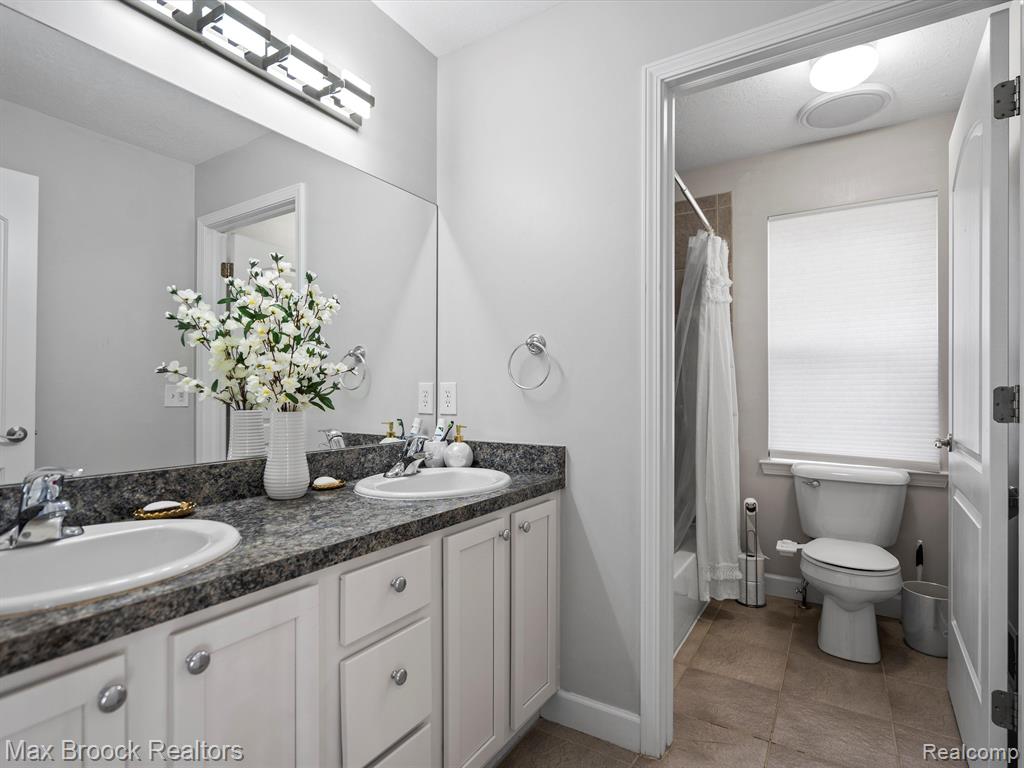 27404 SLOAN Street, Novi, MI — Photo 26