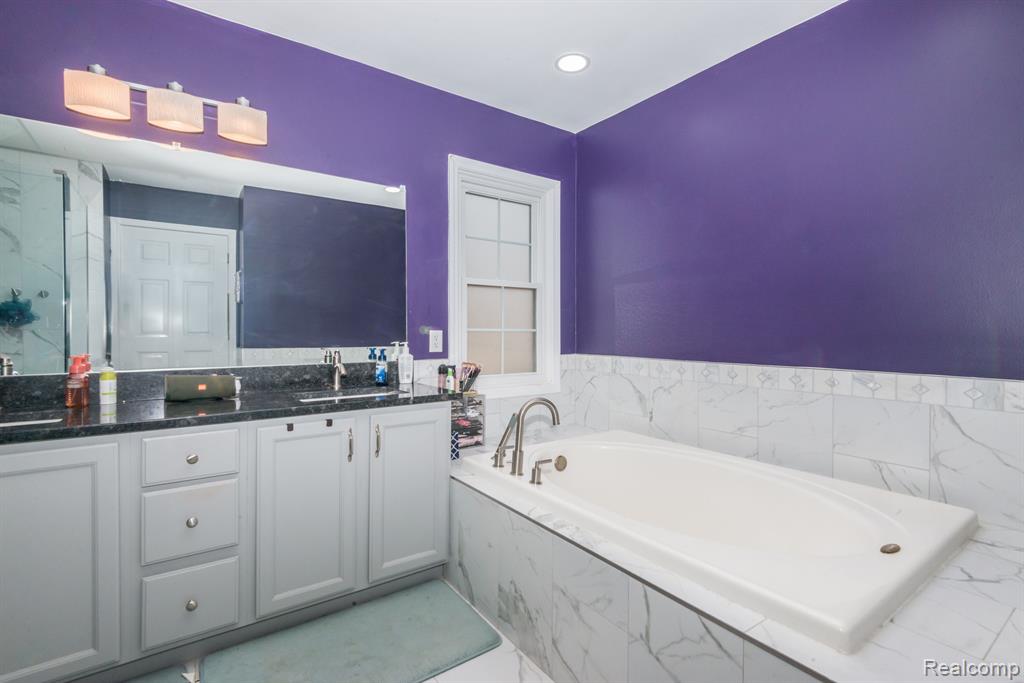 46009 WINDRIDGE Lane, Canton, MI 48188 — Photo 48