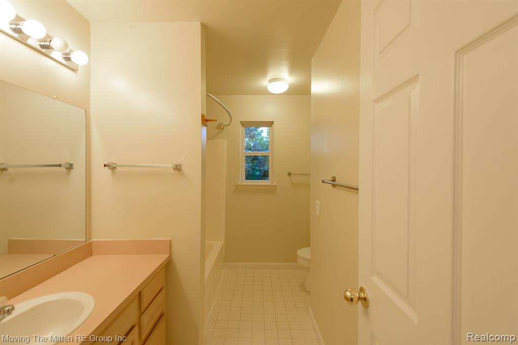 9084 W WALDEN Drive, Van Buren, MI 48111 — Photo 40