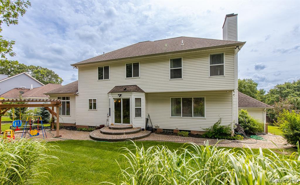 8640 Newport Drive, White Lake, MI — Photo 79