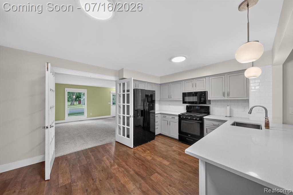 891 Devonshire Boulevard, Brighton, MI 48116 — Photo 12
