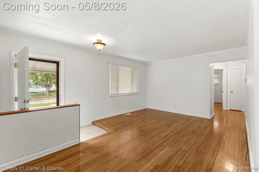 7609 Dudley Street, Taylor, MI 48180 — Photo 9